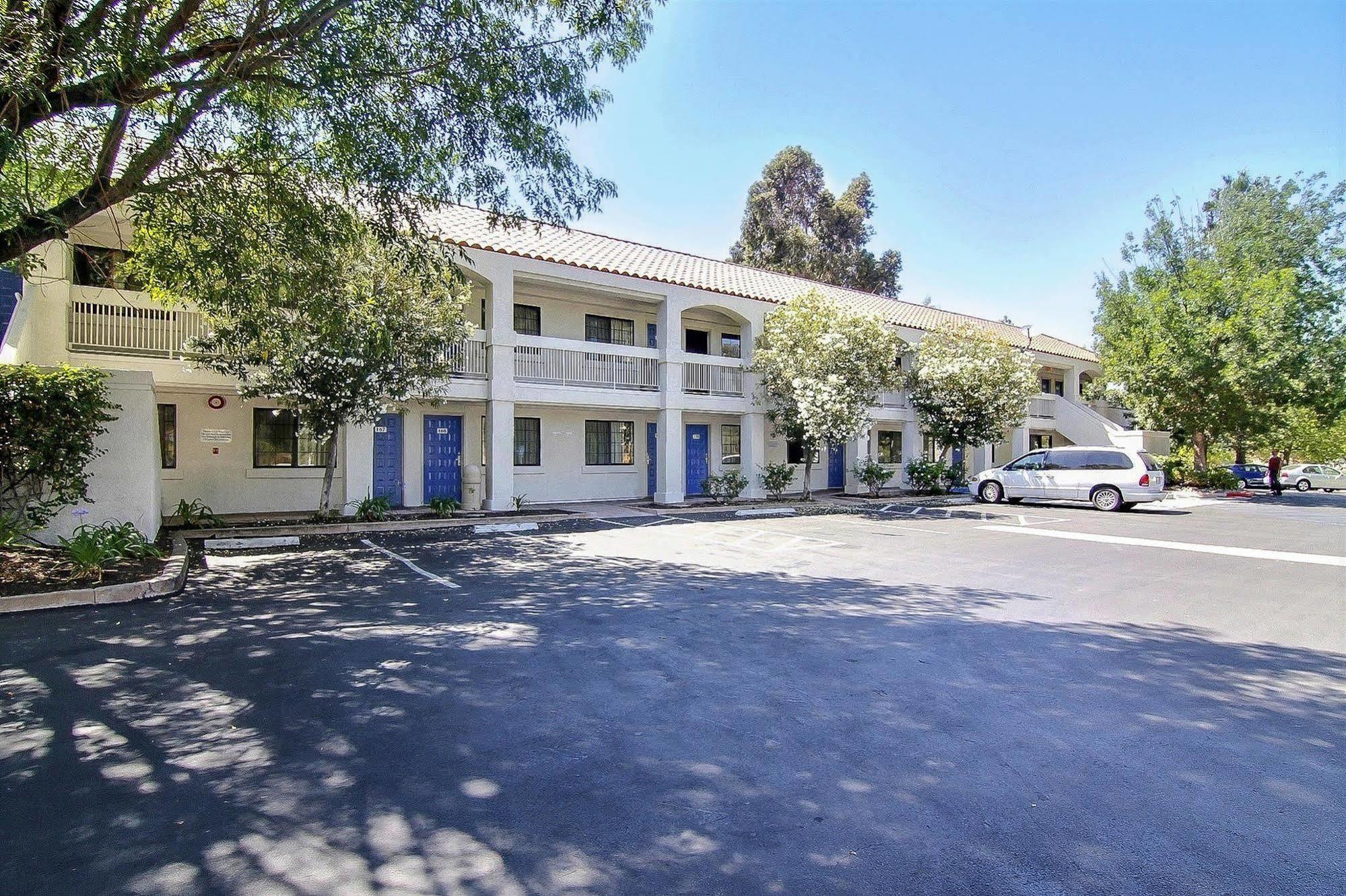 Motel 6-Thousand Oaks, Ca Ньюбері Парк Екстер'єр фото