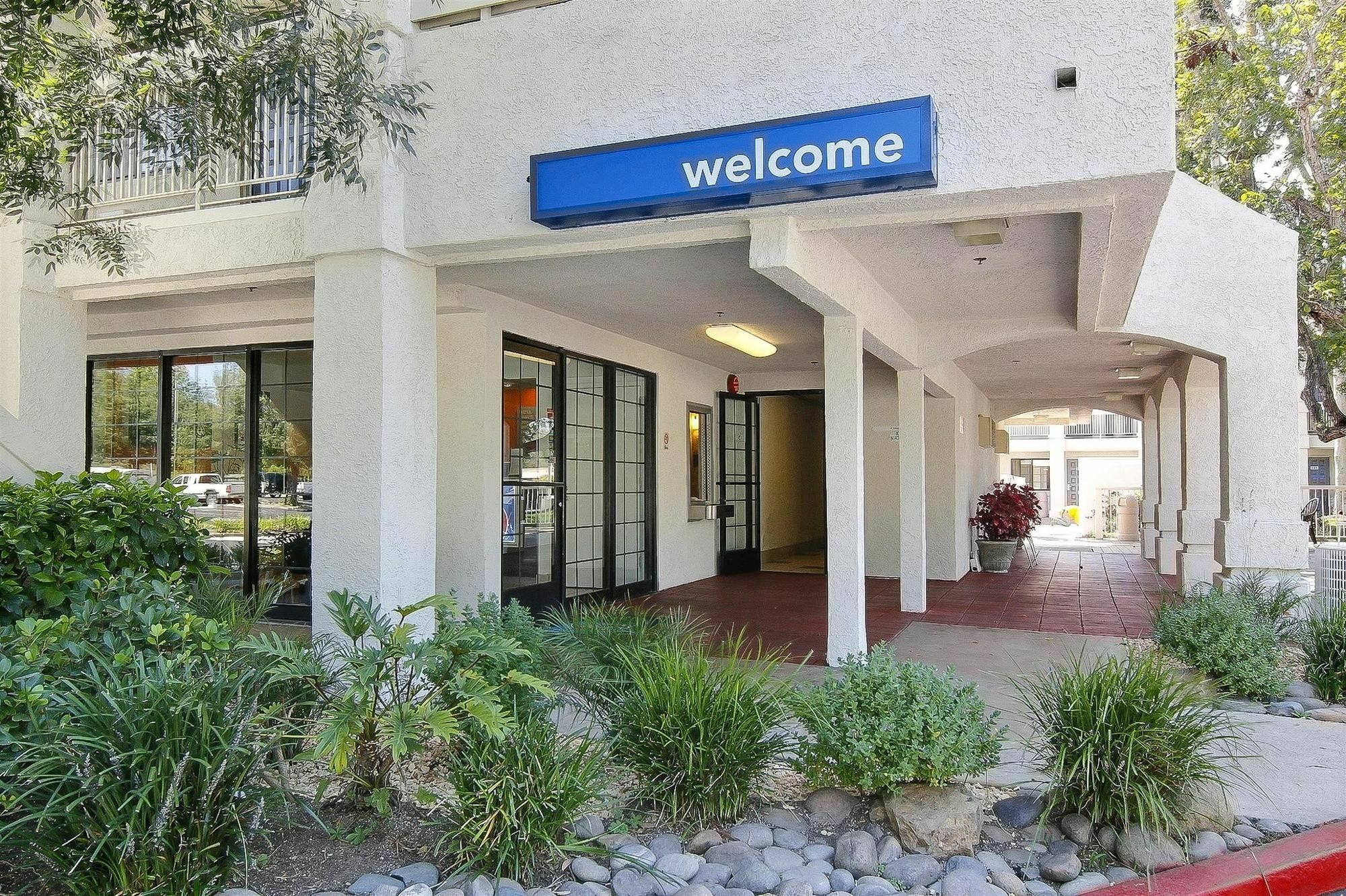 Motel 6-Thousand Oaks, Ca Ньюбері Парк Екстер'єр фото
